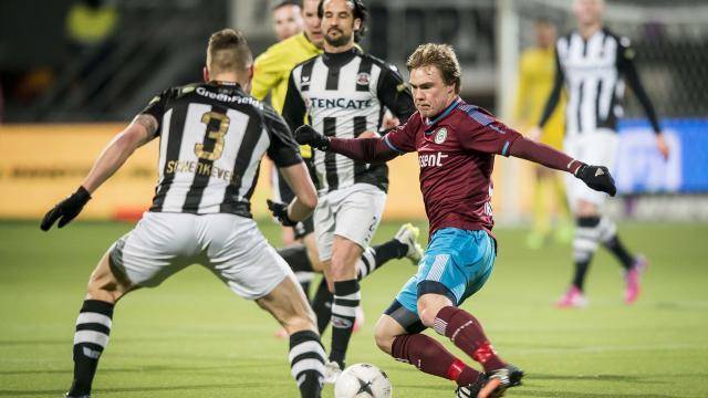 不少年轻选 不少年轻选