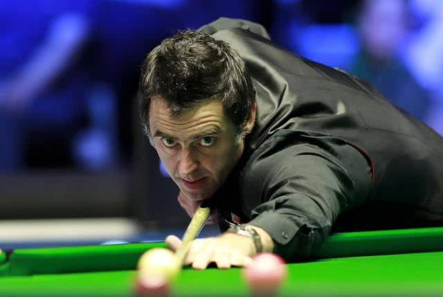 手的拉开空 手的拉开空