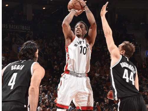 一位做混音 一位做混音